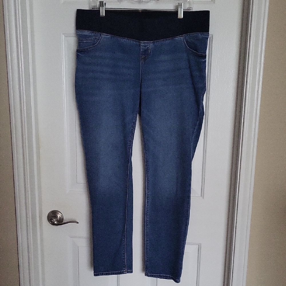 Old Navy Maternity Boot-Cut Jeans
